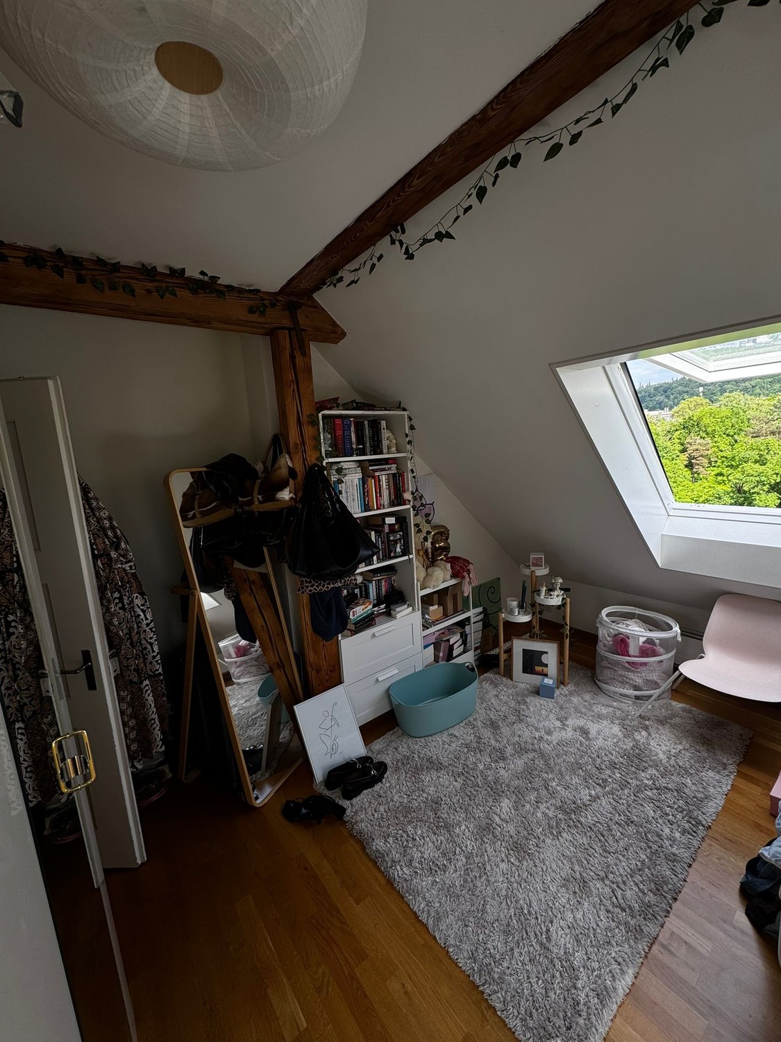 Chambre dans un appartement partagé