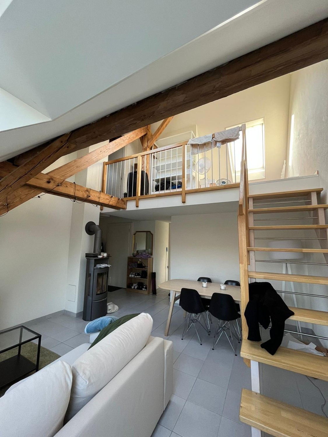 Chambre dans un appartement partagé