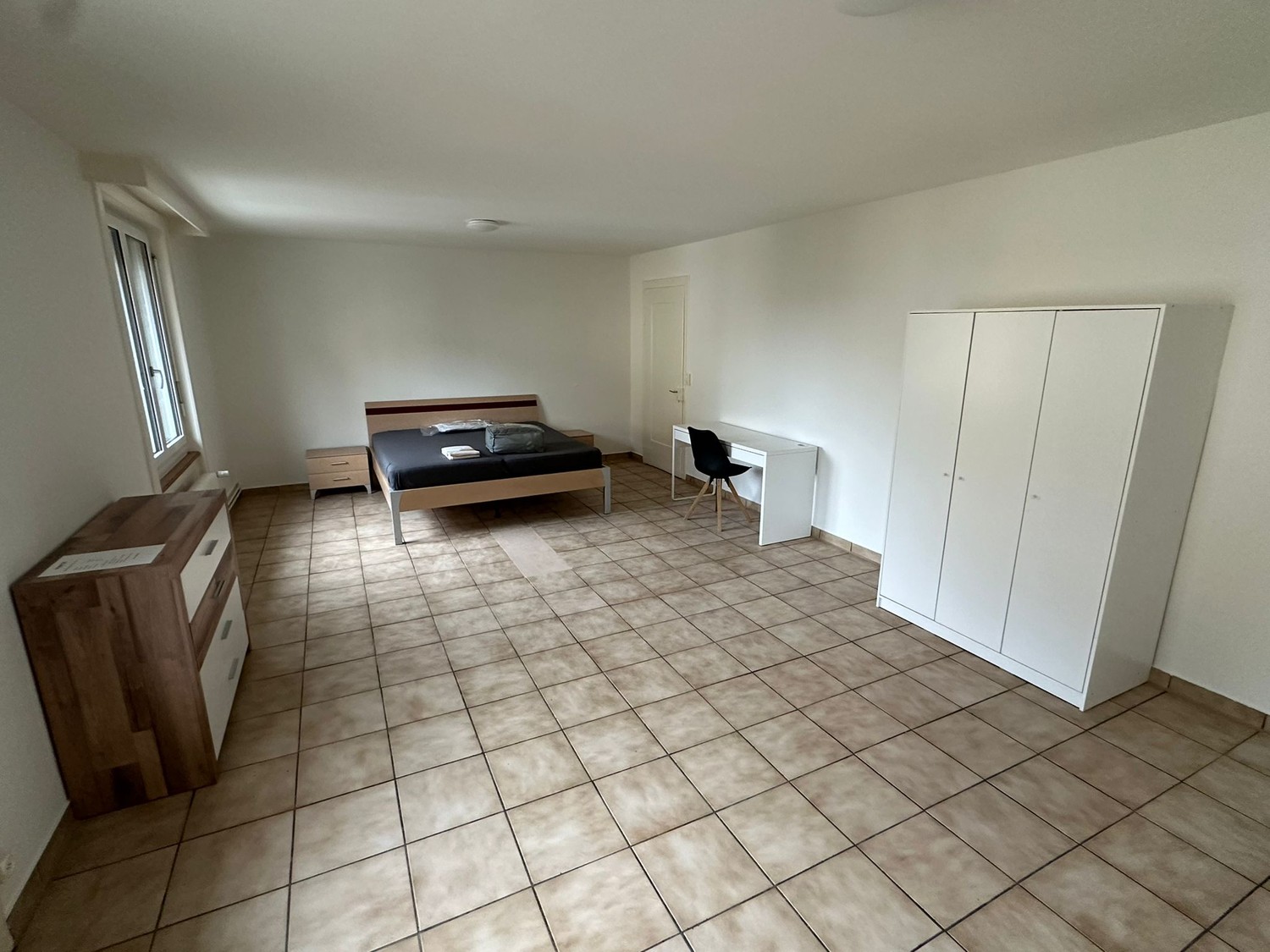 Chambre dans un appartement partagé