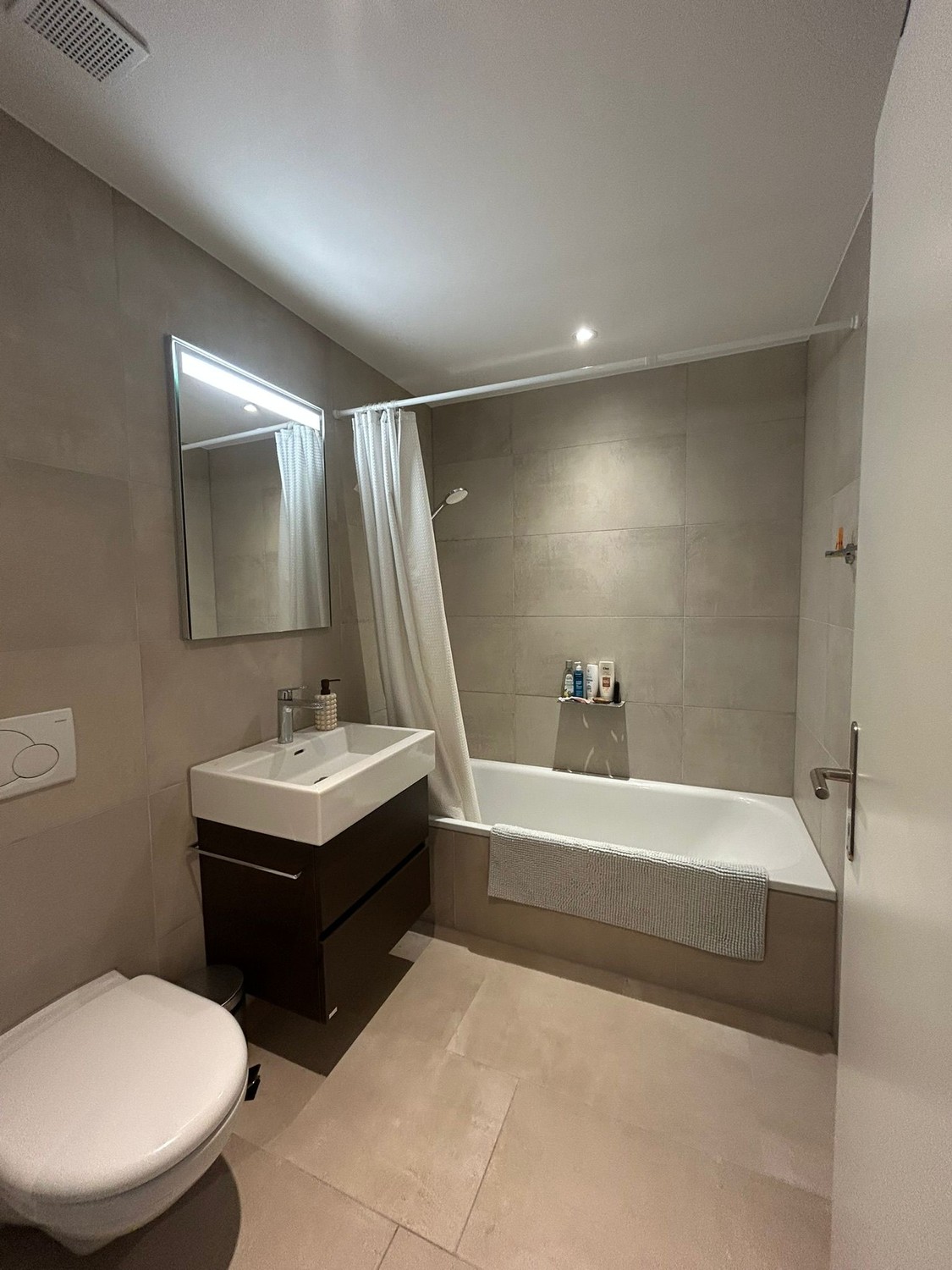 Room in a shared flat, photo 1 of 5